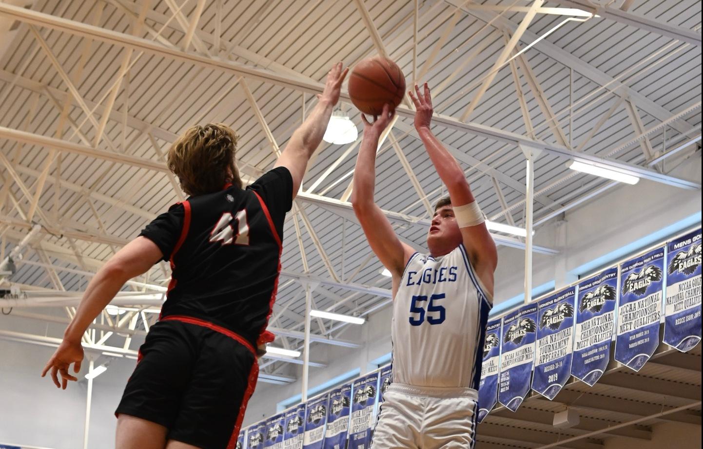 Anderson and Eversole combine for 53 points; lead ALC Eagles to 91-86 overtime comeback win over Grace Christian Michigan
